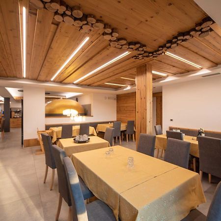Hotel Niagara Ossana Luaran gambar