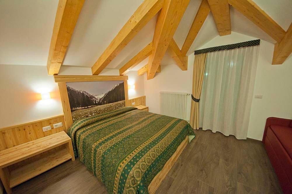 Hotel Niagara Ossana Luaran gambar