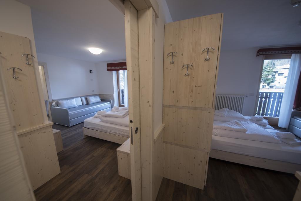 Hotel Niagara Ossana Luaran gambar